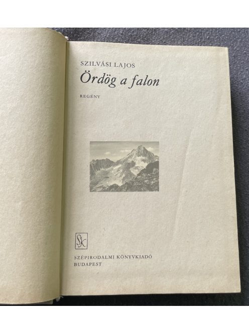 Szilvási Lajos: Ördög a falon