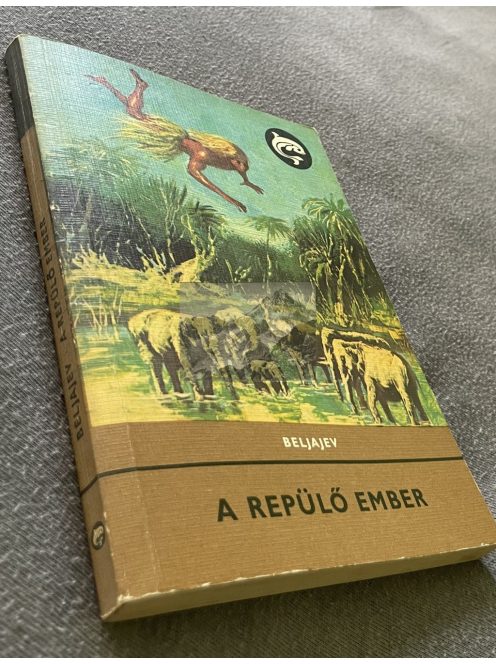 Alekszandr Beljajev: A ​repülő embe , Delfin könyv
