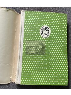 Astrid Lindgren: Harisnyás Pippi, Pöttyös könyvek