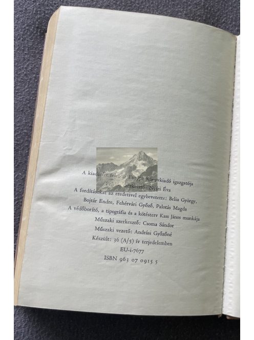 A kakukk-kút - Válogatás a Szovjetunió szövetséges köztársaságainak elbeszélésirodalmából