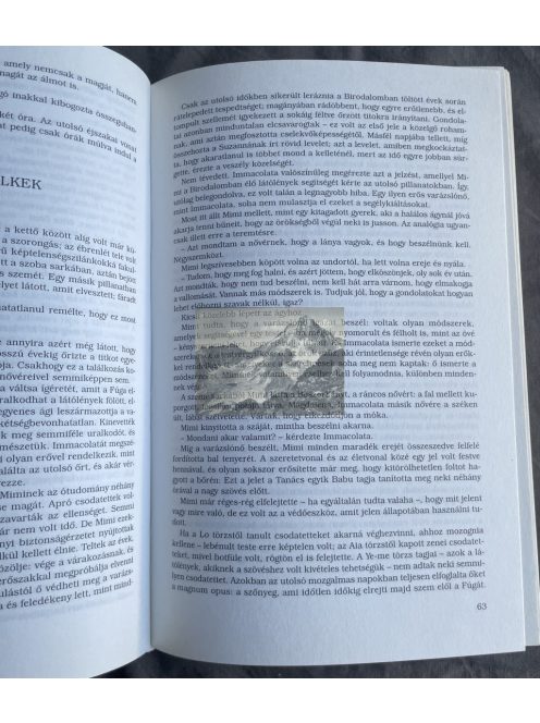 Clive Barker - Korbács